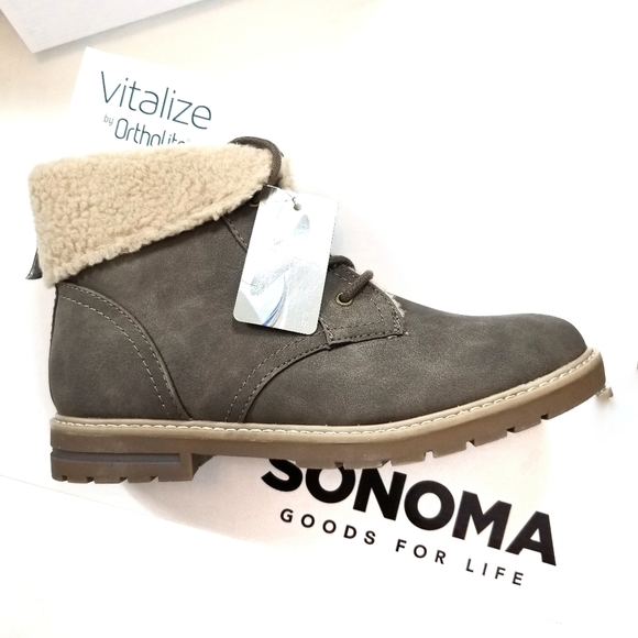 NEW Faux Suede Sherling Booties Neutral Lace up Low - Picture 6 of 6